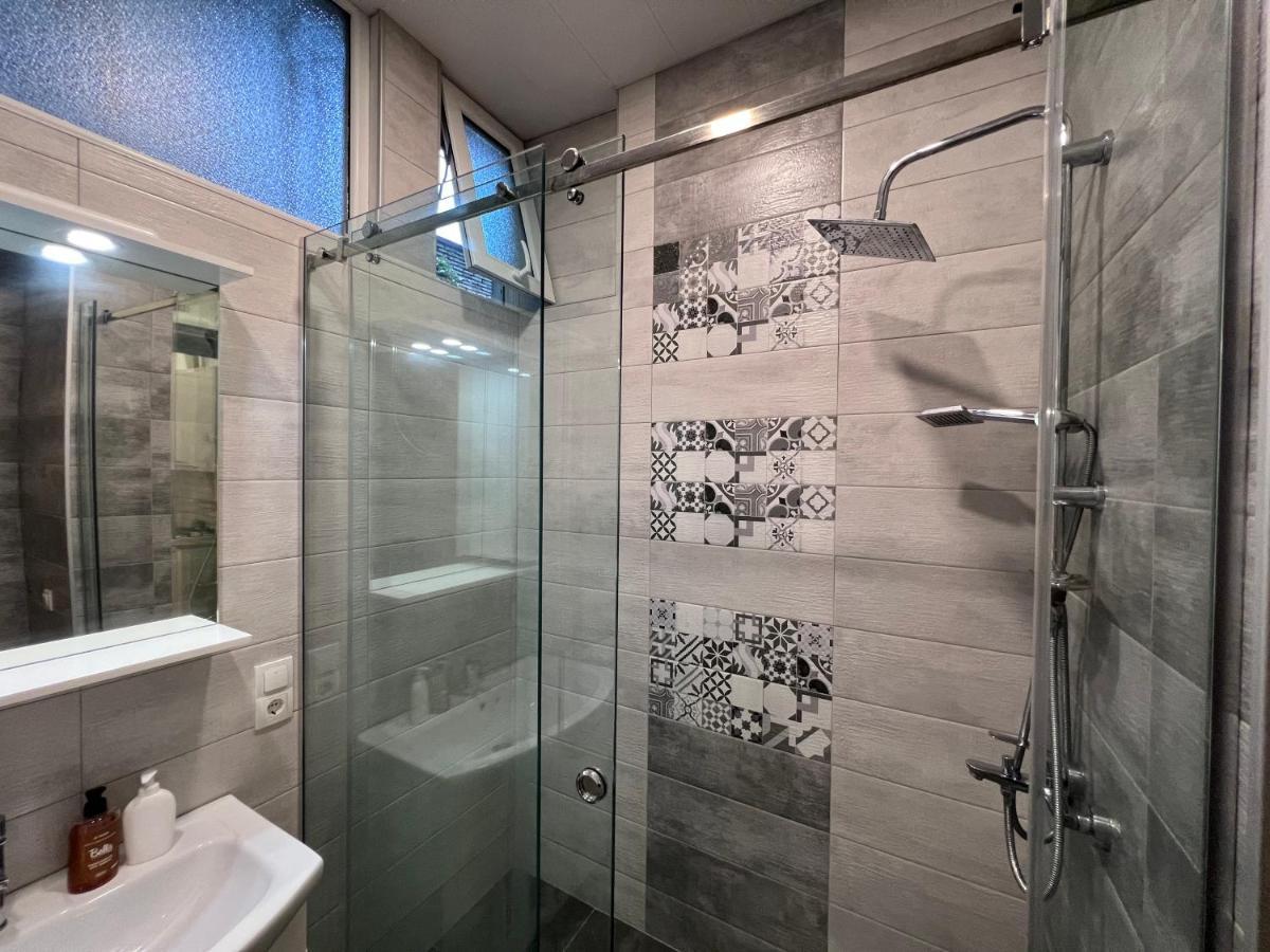 Cosy Apartment In Tbilisi Centre Εξωτερικό φωτογραφία