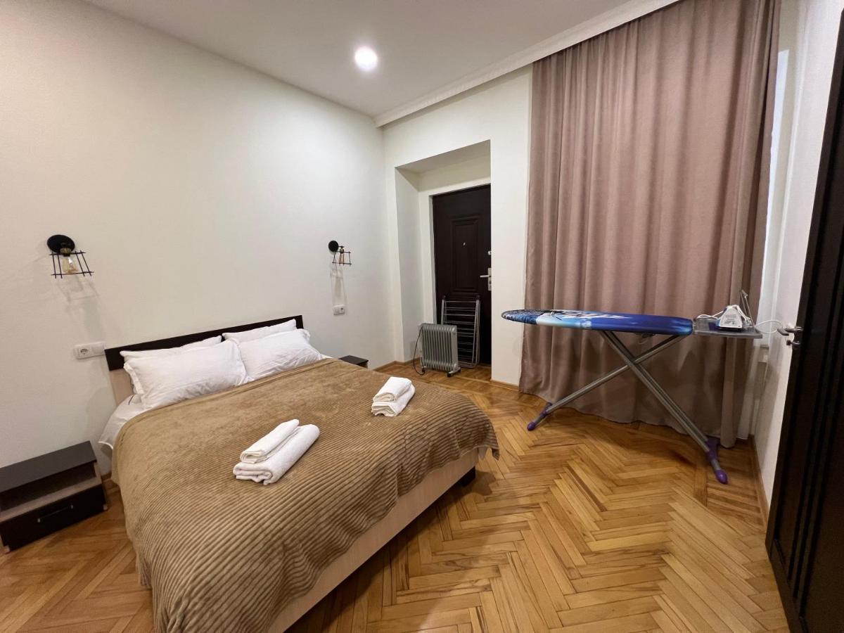 Cosy Apartment In Tbilisi Centre Εξωτερικό φωτογραφία